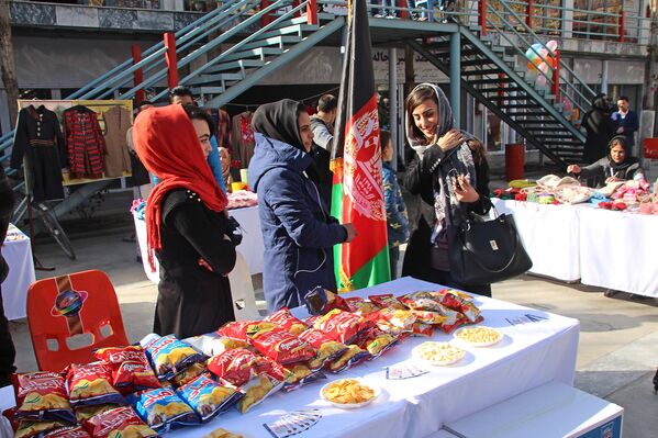 اولین بازار دایمی تولیدات بانوان در کابل - اسپوتنیک افغانستان  