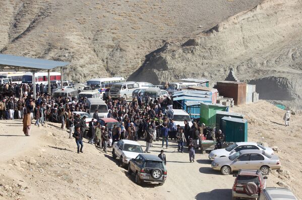 مراسم خاکسپاری قربانیان حملات تروریستی در روز 28 دسمبر در کابل - اسپوتنیک افغانستان  