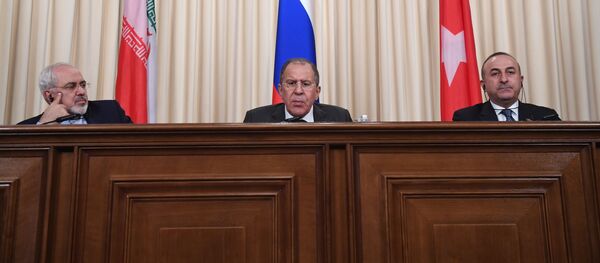 روسیه، ایران و ترکیه از جامعه جهانی خواهان کمک به سوریه شدند - اسپوتنیک افغانستان  