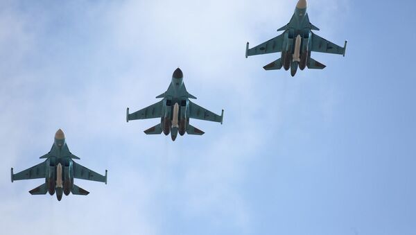 ویدیوی محاصرهٔ سه طیارهٔ امریکایی و فرانسوی توسط یک جنگندهٔ روسی منتشر شد + ویدیو - اسپوتنیک افغانستان  