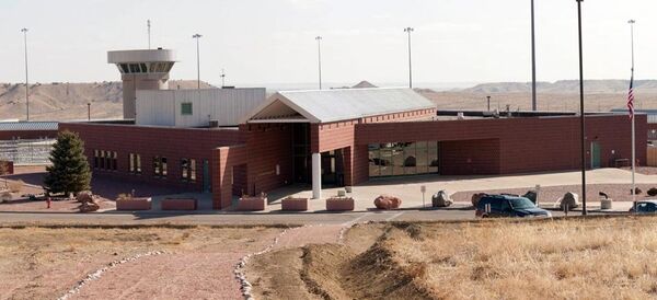 در وحشتناکترین زندان امریکا مردم را زنده به گور میکنند در وحشتناکترین زندان امریکا مردم را زنده به گور میکنند - اسپوتنیک افغانستان