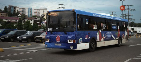 پرداخت پول تکت با کارت بانک در بس های شهری سوچی پرداخت پول تکت با کارت بانک در بس های شهری سوچی - اسپوتنیک افغانستان