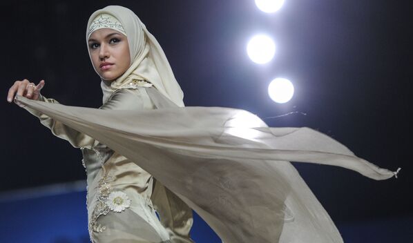 مدل در  Volvo Fashion Week - اسپوتنیک افغانستان  