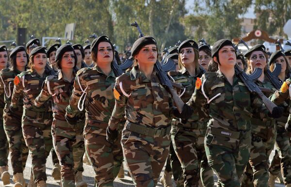 نظامیان پیشمرگا حین فارغ التحصیلی از اکادمی نظامی کردستان عراق - اسپوتنیک افغانستان  