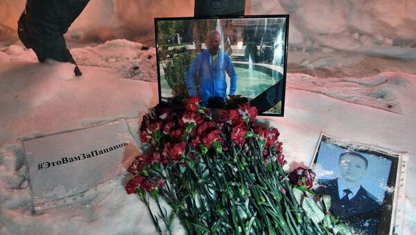 مراسم وداع با جسد پیلوت «قهرمان روسیه» برگزار شد - اسپوتنیک افغانستان  