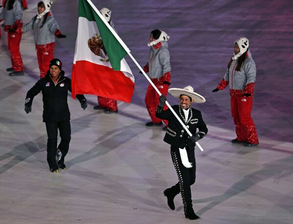 ورزشکاران مکسیکویی در مراسم افتتاحیه بازی های المپیک - اسپوتنیک افغانستان  