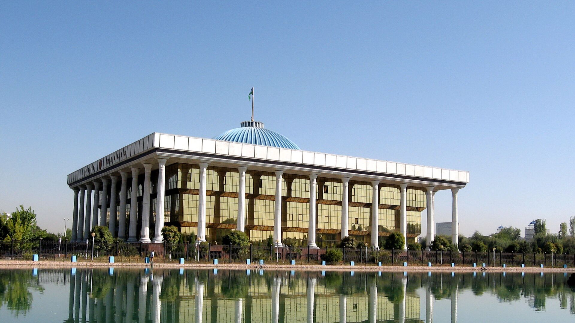 Здание парламента Узбекистана  - اسپوتنیک افغانستان  , 1920, 03.07.2022