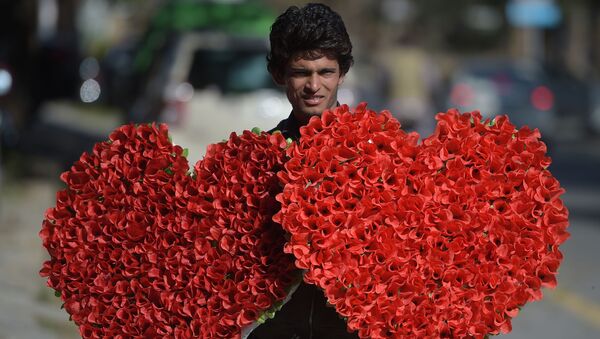پُر رنگتر شدن روز عاشقان (ولنتاين) در افغانستان - اسپوتنیک افغانستان  