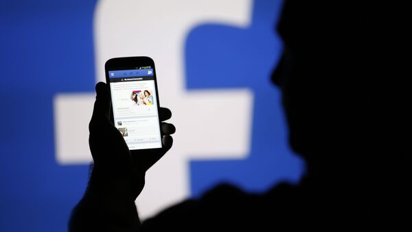 فیس‌بوک برنامه‌های دوست‌یابی آنلاین را آغاز می‌کند - اسپوتنیک افغانستان  