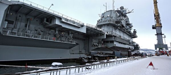 کشتی سنگین هواپیمابر آدمیرال کوزنتسوف در مورمانسک کشتی سنگین هواپیمابر آدمیرال کوزنتسوف در مورمانسک - اسپوتنیک افغانستان