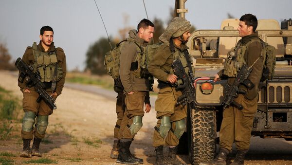 زیر گرفتن نظامیان اسرائیلی توسط یک جیپ در شمال اسرائیل - اسپوتنیک افغانستان  