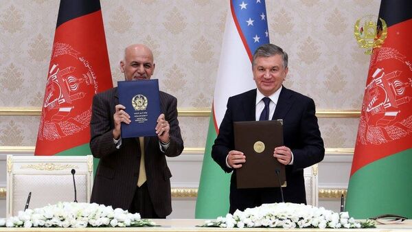 شوکت میرضیایف، رئیس جمهور ازبکستان و محمد اشرف غنی، رئیس جمهور افغانستان - اسپوتنیک افغانستان  