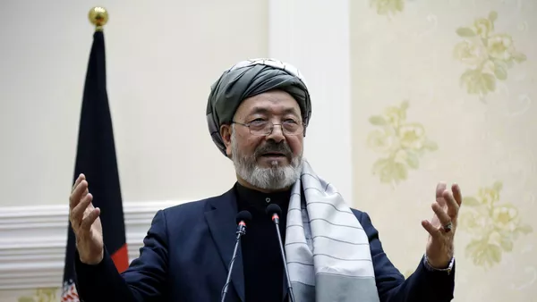 خلیلی: اجازه نمی دهیم حکومت برخاسته از تقلب بالای مردم فرمانروایی کند خلیلی: اجازه نمی دهیم حکومت برخاسته از تقلب بالای مردم فرمانروایی کند - اسپوتنیک افغانستان