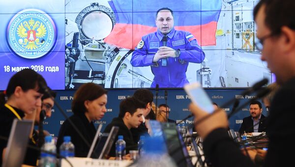پیام تبریکی فضانوردان روسی به مناسبت روز جهانی فضانوردی + ویدیو - اسپوتنیک افغانستان  