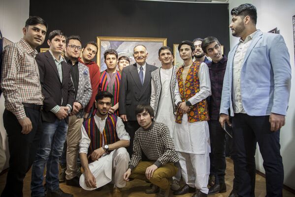 افتتاح نمایشگاه نقاشی افغانستان در مسکو - اسپوتنیک افغانستان  