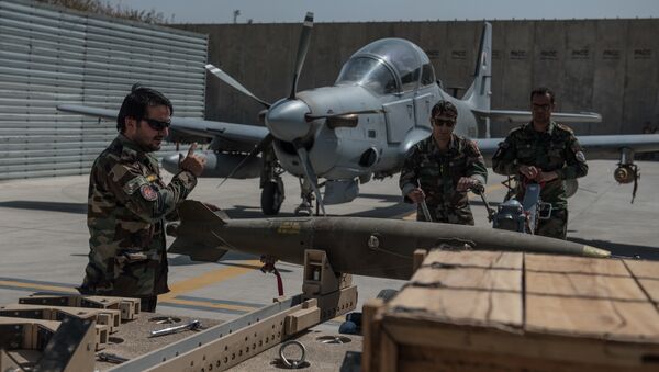 نیروهای هوایی افغان برای اولین بار بمب لیزری استفاده کردند - اسپوتنیک افغانستان  