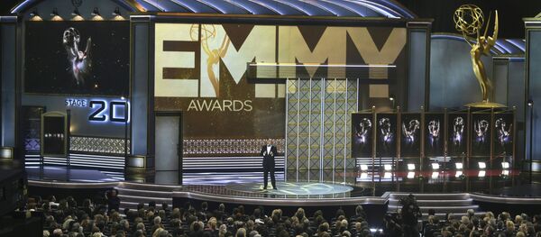 ظاهر بازیگر 93 ساله امریکایی همه را شگفت زده ساخت + عکس - اسپوتنیک افغانستان  