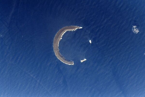 جزیره ترتوک - اقیانوس آرام - اسپوتنیک افغانستان  