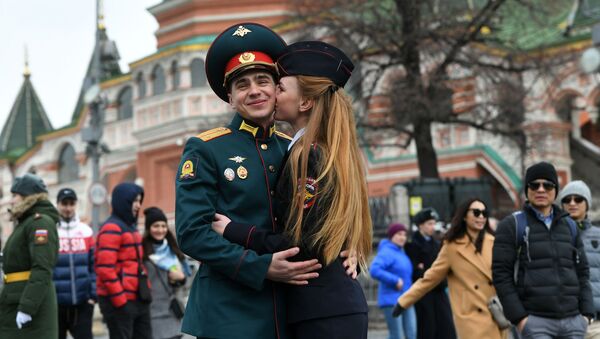 فارغ التحصیلان مکتب نظامی – میدان سرخ، مسکو - اسپوتنیک افغانستان  
