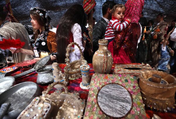 جشنواره ملی کردها در دامنه کوه مقلوب در عراق - اسپوتنیک افغانستان  