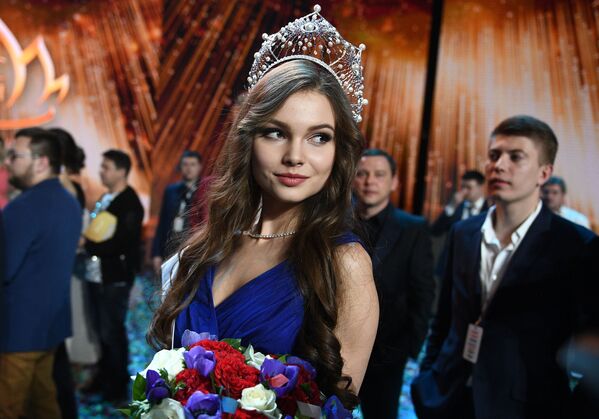 2018 زیباترین دختر روس یولیا پالیاچخینا، برنده مسابفه میس روسیه - اسپوتنیک افغانستان  