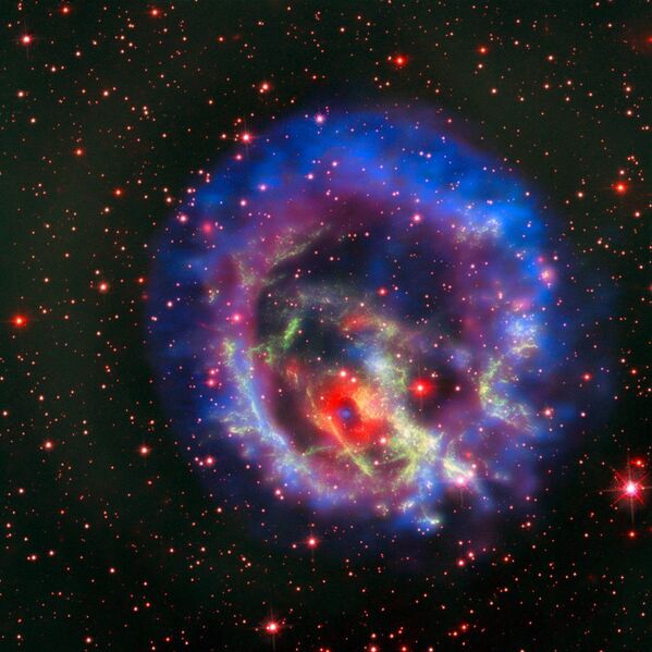 بقایای ابرنواختر 1E 0102.2-7219، واقغ در نزدیکترین کهکشان به نام ابر ماژلانی کوچک - اسپوتنیک افغانستان  