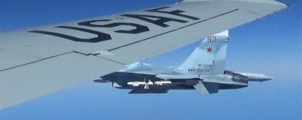 رهگیری طیاره جاسوسی امریکا توسط جنگنده روسی سوخو-27 + ویدیو رهگیری طیاره جاسوسی امریکا توسط جنگنده روسی سوخو-27 + ویدیو - اسپوتنیک افغانستان