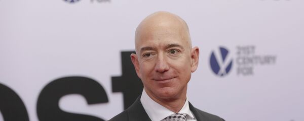 بحران کرونا؛ ثروتمندترین مرد جهان 24 میلیارد دالر درآمد کرد بحران کرونا؛ ثروتمندترین مرد جهان 24 میلیارد دالر درآمد کرد - اسپوتنیک افغانستان