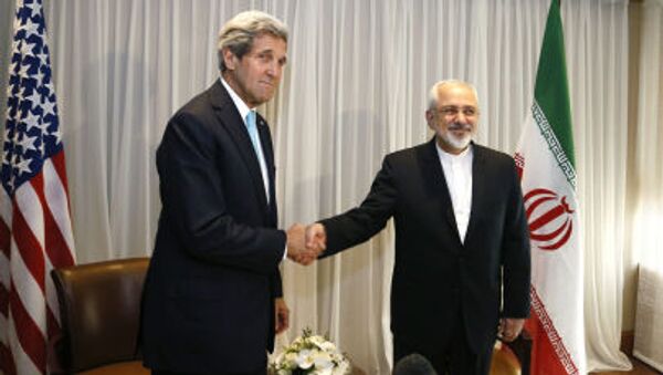 جان کری: برخی در امریکا خواهان بمباران ایران هستند - اسپوتنیک افغانستان  