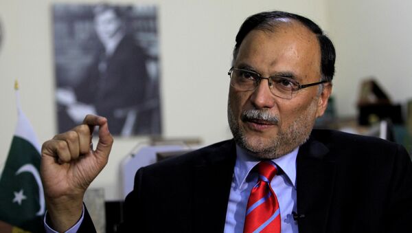 وزیر داخله پاکستان در نتیجهٔ یک حمله مسلحانه زخمی شد - اسپوتنیک افغانستان  