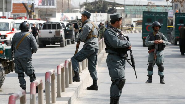 حمله بر کاروان ۱۸ سنبله، بیش از ده زخمی و کشته برجا گذاشت - اسپوتنیک افغانستان  