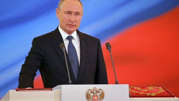 ولادیمیر پوتین،رئیس جمهور منتخب روسیه هنگام ایراد بیانیه در مراسم تحلیف ریاست جمهوری. - اسپوتنیک افغانستان  