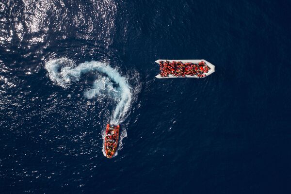 کشتی مهاجرین در نزدیکی لبنان - اسپوتنیک افغانستان  