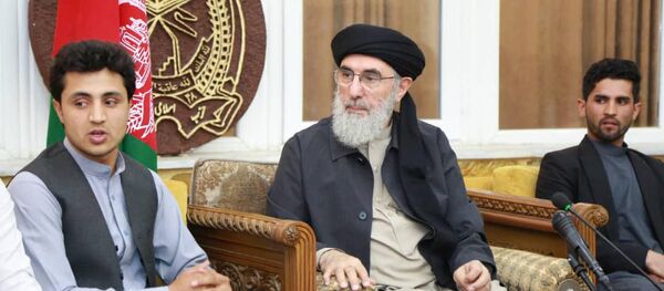 حکمتیار: ما توان دفاع از حق و برگزاری تظاهرات را داریم حکمتیار: ما توان دفاع از حق و برگزاری تظاهرات را داریم - اسپوتنیک افغانستان