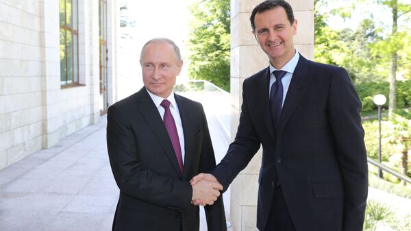 Президент РФ Владимир Путин и президент Сирийской арабской республики Башар Асад в Сочи - اسپوتنیک افغانستان  
