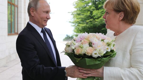  مرکل شرط بازگشت روسیه به G7 را نام برد - اسپوتنیک افغانستان  
