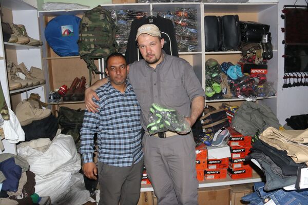 ذبیح‌‌الله مالک فروشگاه روسی در کابل - اسپوتنیک افغانستان  