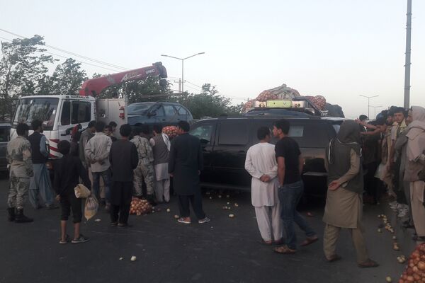 زخمی‌شدن سه تن در نتیجه حادثه ترافیکی موتر زرهی فرعون در کابل - اسپوتنیک افغانستان  