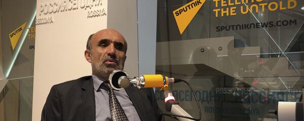 ایزدیار: وقتی مردم تذکره نمی‌گیرند، حکومت به کی توزیع می‌کند - اسپوتنیک افغانستان  