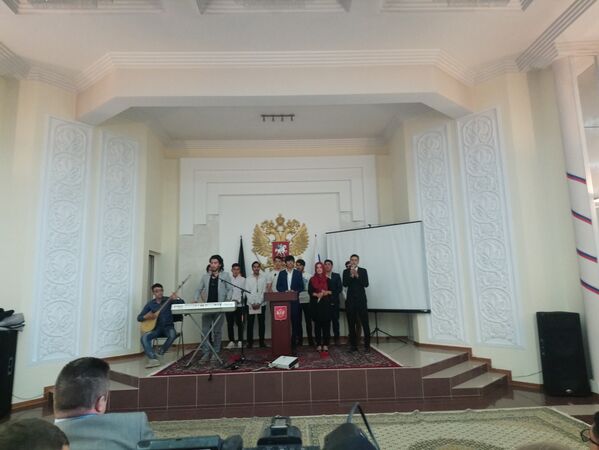 گروه ترانه دانشجویان دیپارتمنت روسی دانشگاه کابل - اسپوتنیک افغانستان  