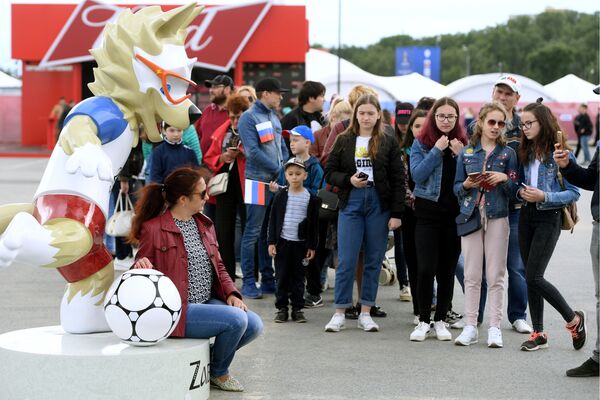 بازدیدکنندگان فستیوال هوداران جام جهانی 2018 در کازان - اسپوتنیک افغانستان  