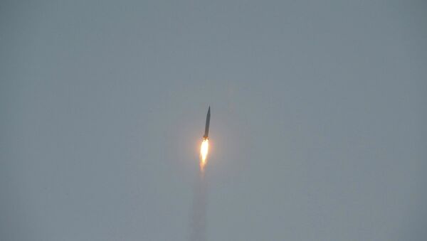 کوریای شمالی با وجود تمام تهدیدات امریکا راکت دیگری را آزمایش کرد - اسپوتنیک افغانستان  