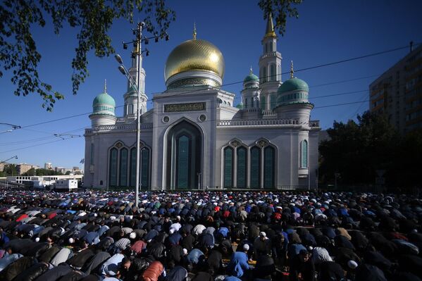 نماز عید سعید فطر – مسجد جامع مسکو، روسیه - اسپوتنیک افغانستان  