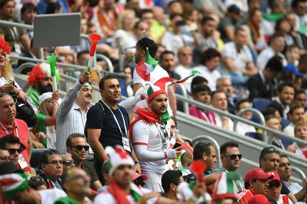 هواداران تیم ملی ایران در بازی ایران - مراکش - اسپوتنیک افغانستان  