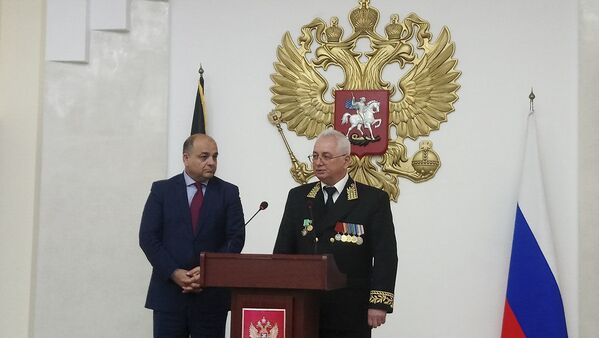 الکساندر مانتیتسکی سفیر روسیه در کابل و ویس احمد برمک وزیر داخله افغانستان - اسپوتنیک افغانستان  