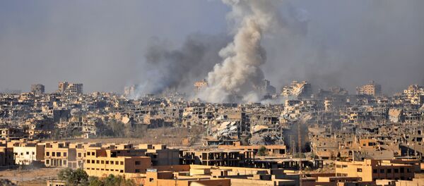 حمله هوایی ائتلاف به رهبری امریکا به بیمارستانی در دیرالزور حمله هوایی ائتلاف به رهبری امریکا به بیمارستانی در دیرالزور - اسپوتنیک افغانستان