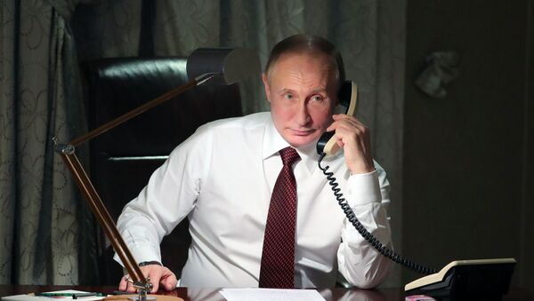 تماس تلیفونی پوتین با شاه اسپانیا - اسپوتنیک افغانستان  