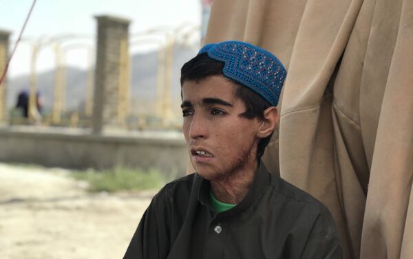 کودک مسافر هلمندی؛ داستان غم‌انگیز و خواست کوچک - اسپوتنیک افغانستان  