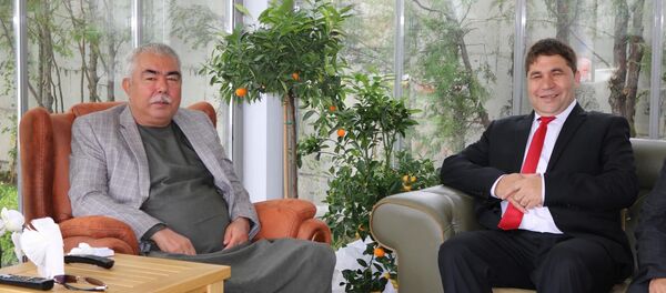 جنرال عبدالرشید دوستم، معاون اول ریاست جمهوری افغانستان و نظام الدین قیصاری - اسپوتنیک افغانستان  