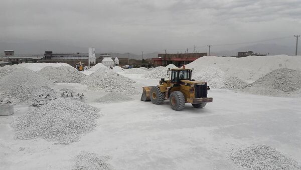 کارخانه پروسس ماده معدنی تالک در ننگرهار - اسپوتنیک افغانستان  